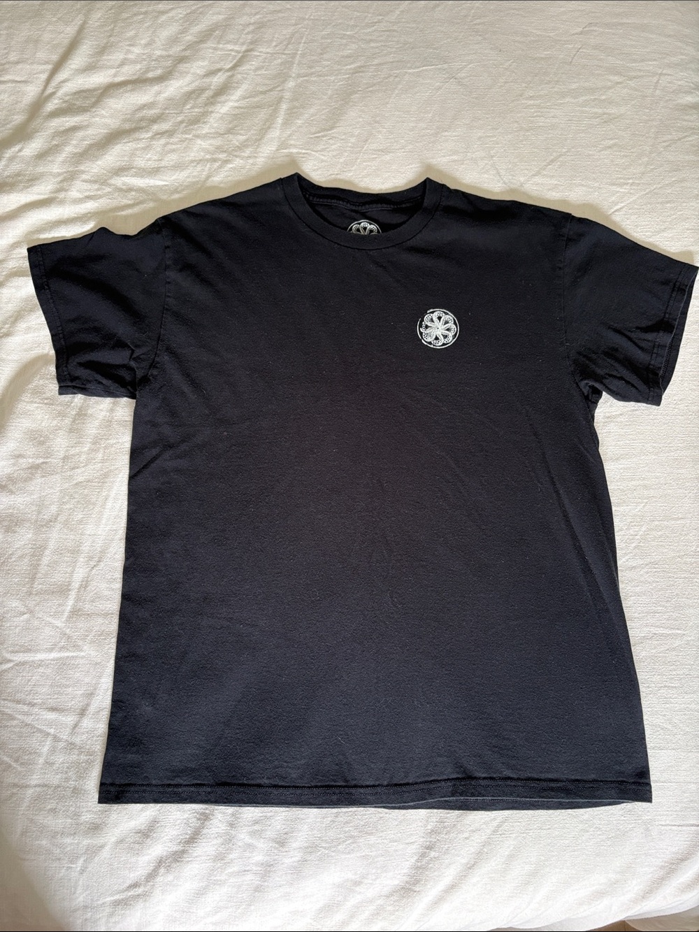 Octupus Men's Black Short-Sleeve Graphic Surf Tee